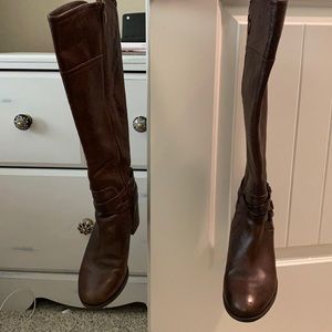 Women’s riding boots